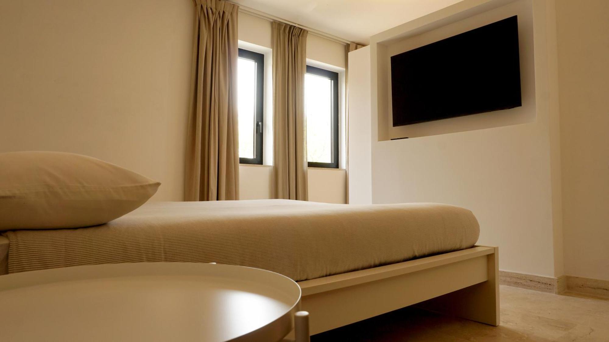 Kiwi Apartment Latina Bagian luar foto
